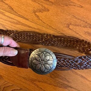New York & Company size small Genuine bonded leather belt